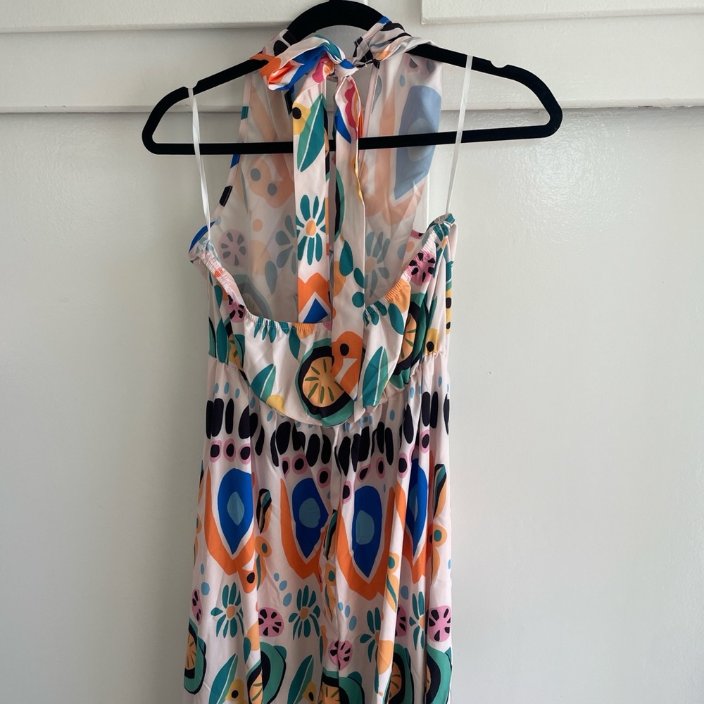Colorful Patterned Open Back Dress - Picture 3 of 3